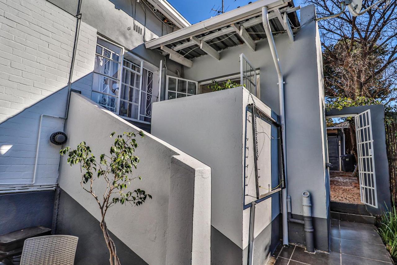 Sunbury Bed And Breakfast Joanesburgo Exterior foto